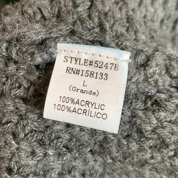 Cowl Neck Staccato sweater with button details - Picture 6 of 6